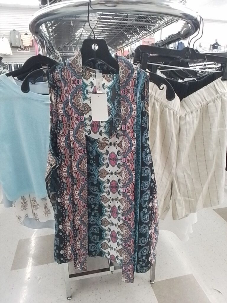 Ulitm8 Paisley Womens Tank Top